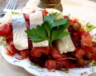 Винегрет с соленой сельдью