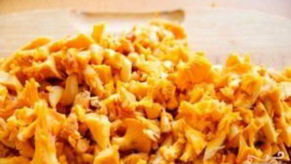 грибной соус из лисичек