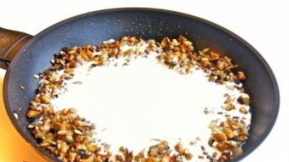 грибной соус с сыром