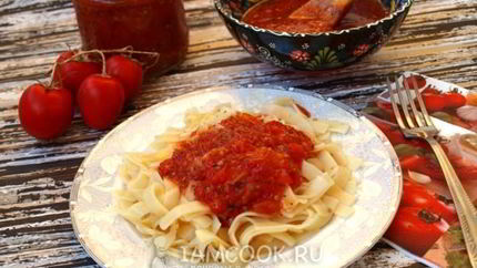 Соус из свежих томатов с базиликом