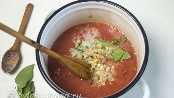 томатный соус с базиликом