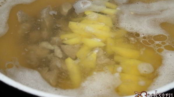 борщ на индюшином бедрышке