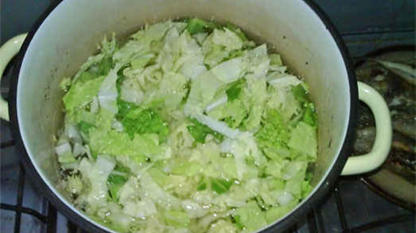 борщ с бычками и фасолью