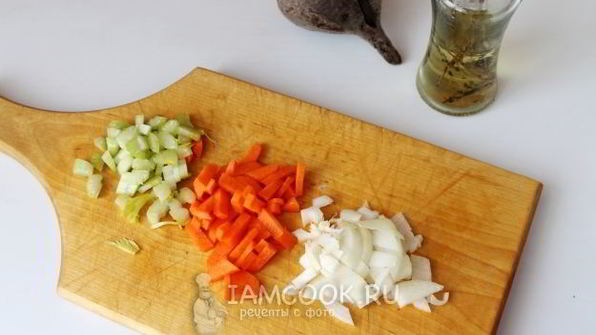 борщ с куриными крылышками