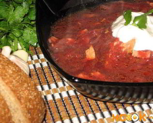 Борщ с томатной пастой