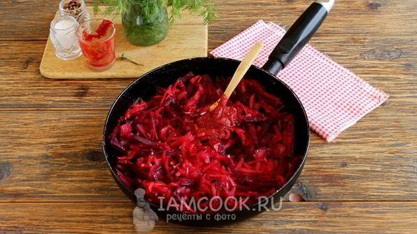 борщ с тушенкой