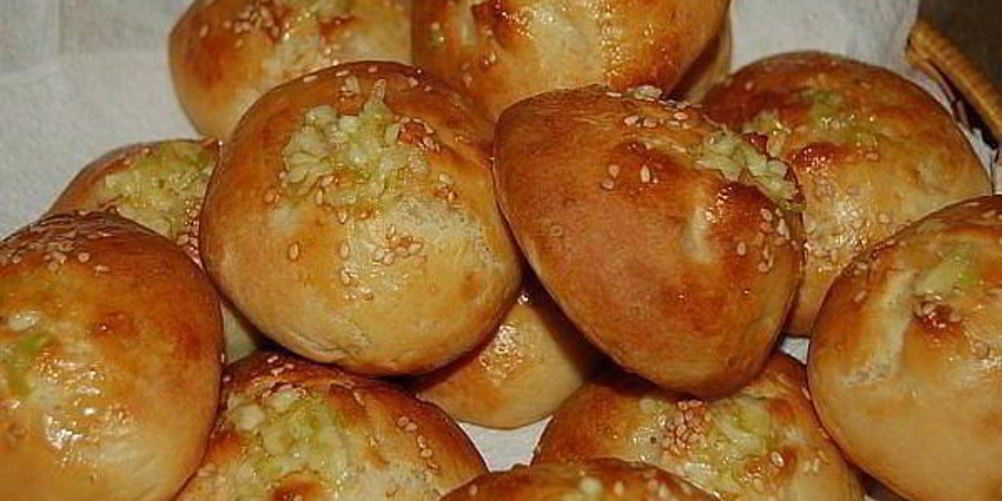 Рецепт домашних чесночных пампушек к борщу