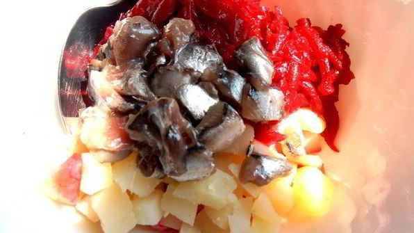 норвежский борщ с килькой