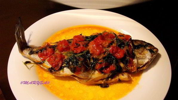 дорада в сумасшедшем бульоне