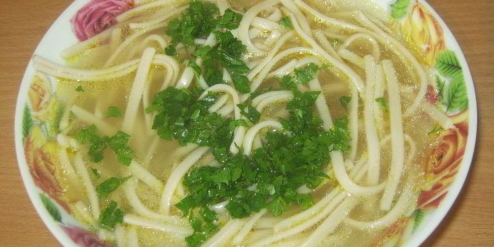 Рецепт куриного бульона с лапшой