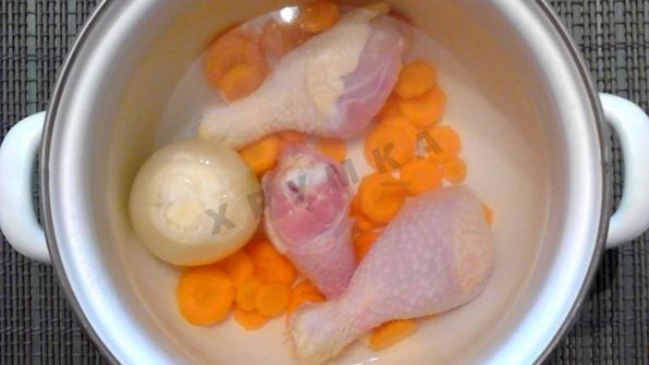 куриный бульон с вермишелью