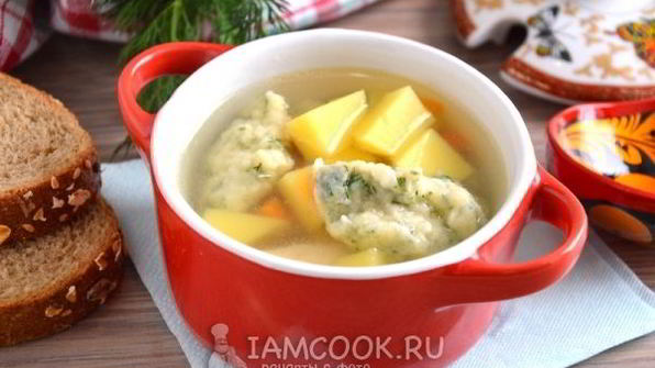 суп с клецками на курином бульоне