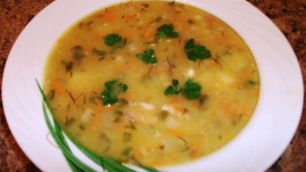 Гороховый суп на мясном бульоне по-фински