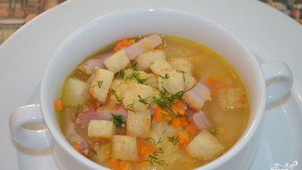 Гороховый суп с копченой грудинкой