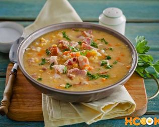Гороховый суп с копченой курицей в мультиварке