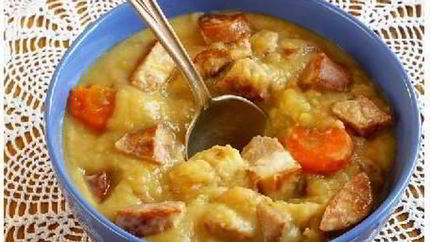 Гороховый суп с копченостями и сельдереем