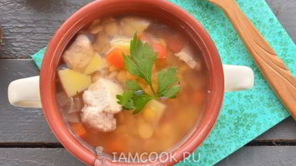 Гороховый суп с курицей в мультиварке