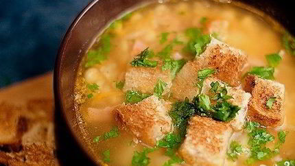 Гороховый суп с окороком