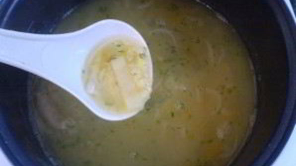 гороховый суп с сухариками