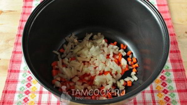 гороховый суп с тушенкой в мультиварке