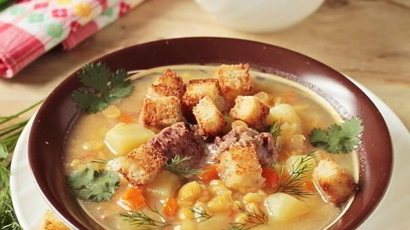 гороховый суп с тушенкой в мультиварке