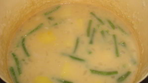 гороховый суп с зеленой фасолью