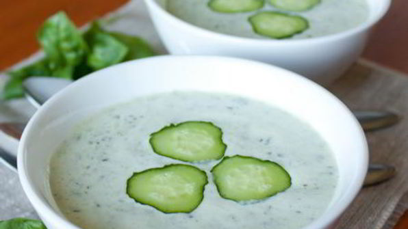 холодный огуречный суп с зеленью