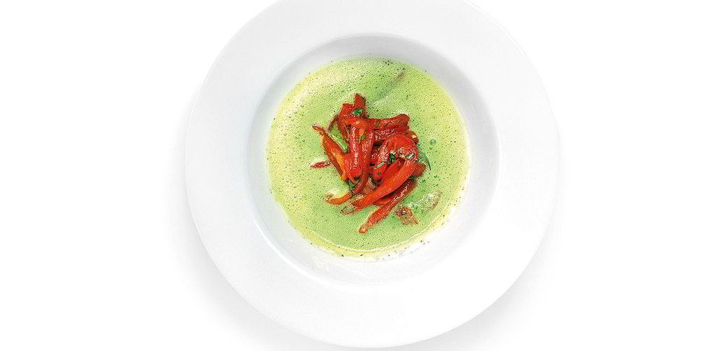 Рецепт таратора с таном, огурцами, зеленым луком и печеным болгарским перцем