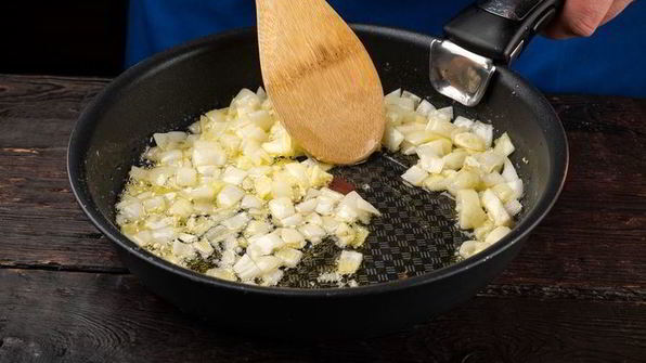 крем-суп из брокколи с креветками