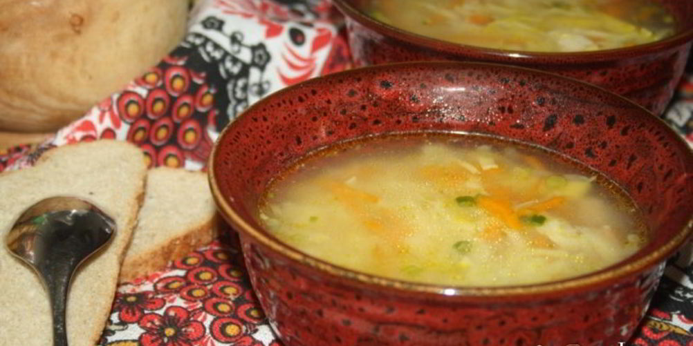 Рецепт мясного супа с домашнея яичного лапшого