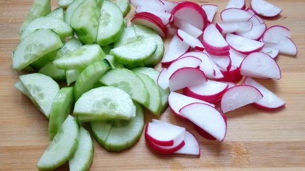 окрошка на газированной минеральной воде