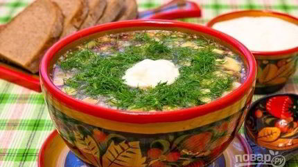 Окрошка на квасе с колбасой