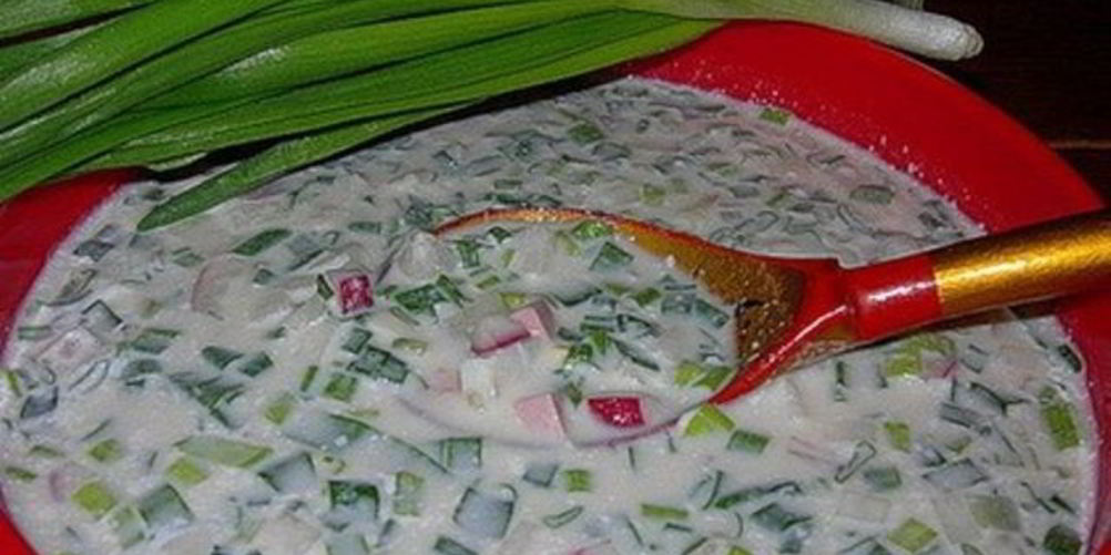 Рецепт окрошки на сыворотке с колбасой