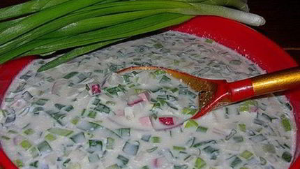 Окрошка на сыворотке с колбасой