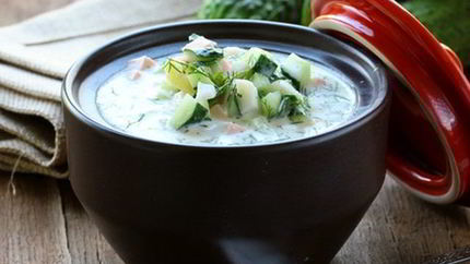 Окрошка на воде с вареной колбасой и майонезом