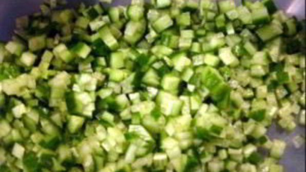 окрошка с колбасой на квасе