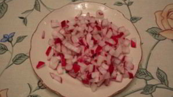 окрошка с копченой грудкой