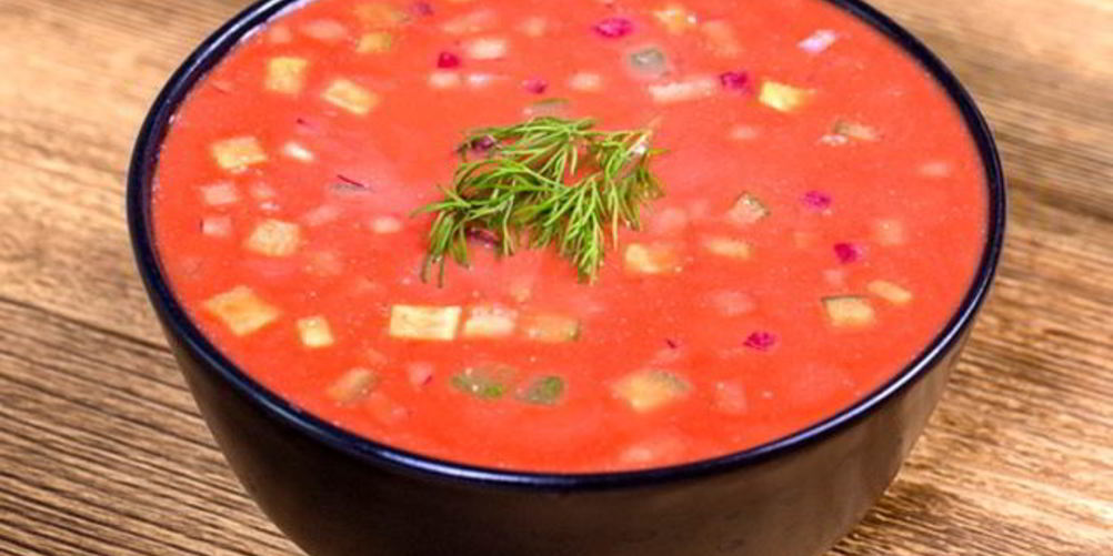 Рецепт пикантной окрошки с килькой в томатном соусе