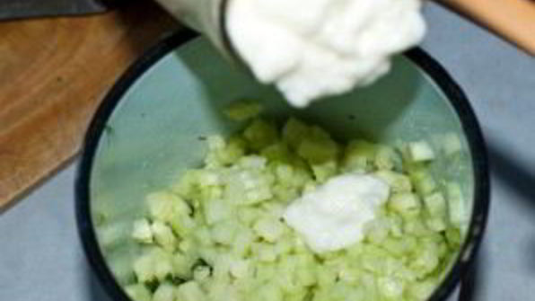 вкусная окрошка на кефире