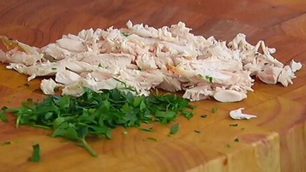 овощной суп с курицей и яичной лапшой