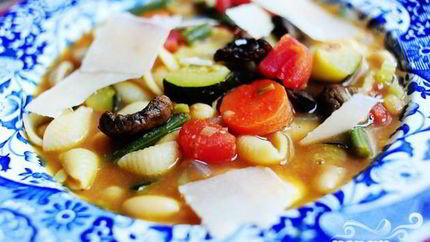 Суп минестроне с пастой