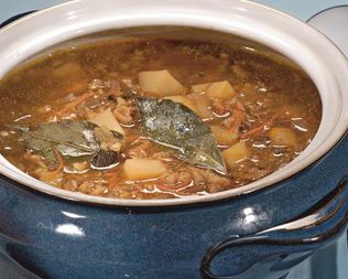 Овощной рассольник с грибами