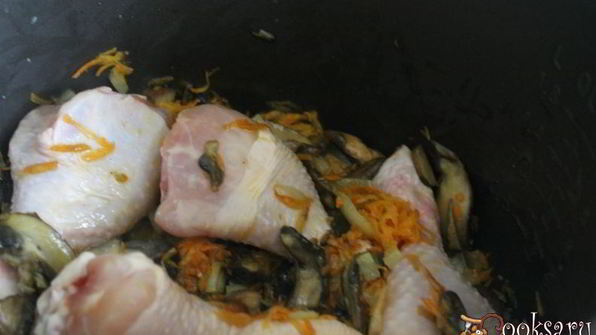 рассольник с лесными грибами в мультиварке