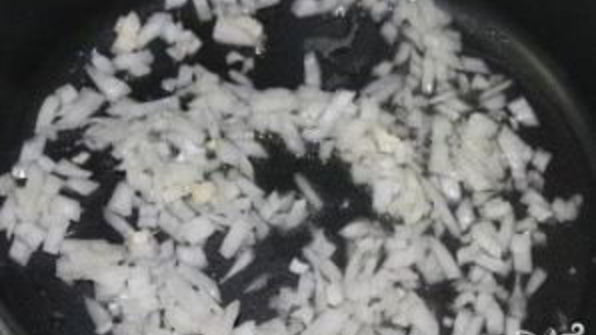 рассольник с огурцами и перловкой