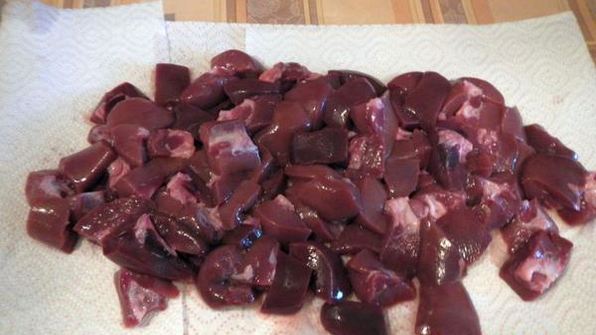 рассольник с перловкой и почками в мультиварке