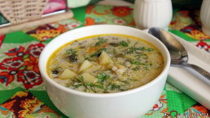 Рассольник с сушеными грибами