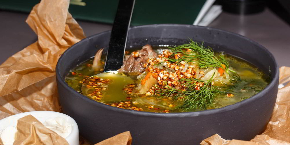 Рецепт щей иза квашеного капуст с белыми грибами