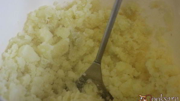 щи из квашеной капусты с фасолью и сладким перцем на курином бульоне