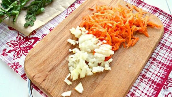 капустная солянка с грибами