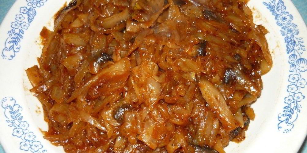 Рецепт солянки из капусты с грибами в мультиварке